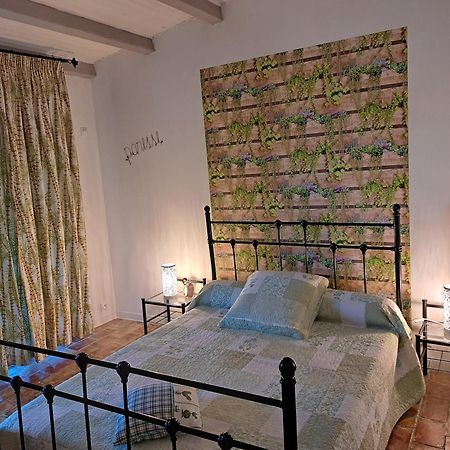 Lou Pin Dou Papet Bed & Breakfast Roquevaire ภายนอก รูปภาพ