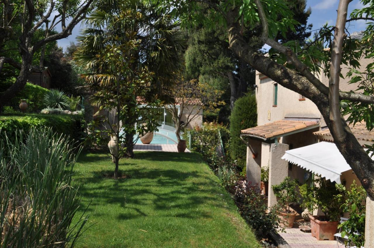 Lou Pin Dou Papet Bed & Breakfast Roquevaire ห้อง รูปภาพ