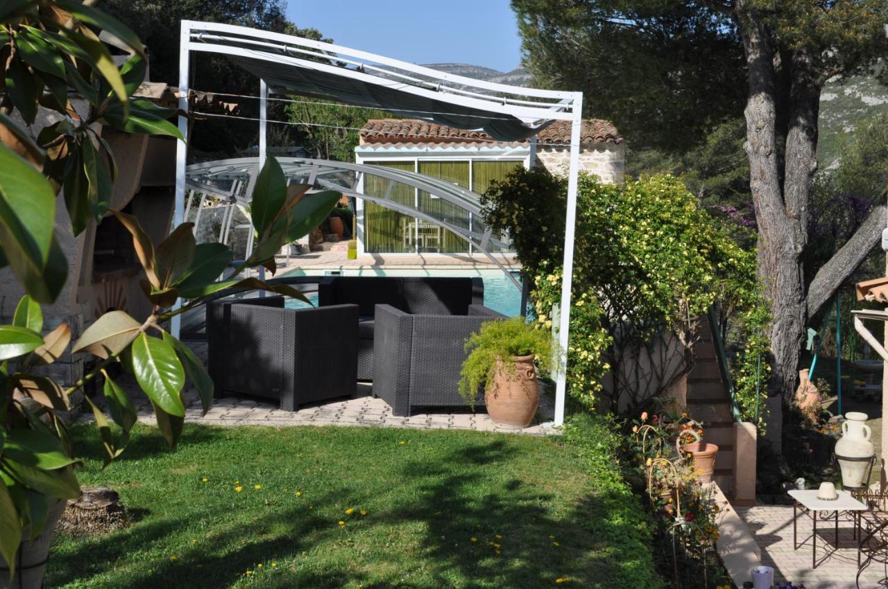 Lou Pin Dou Papet Bed & Breakfast Roquevaire ภายนอก รูปภาพ